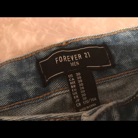 Ripped jeans forever 21 - Picture 2 of 4